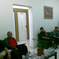 Usai Treadmill, Ayi Bermandi Keringat